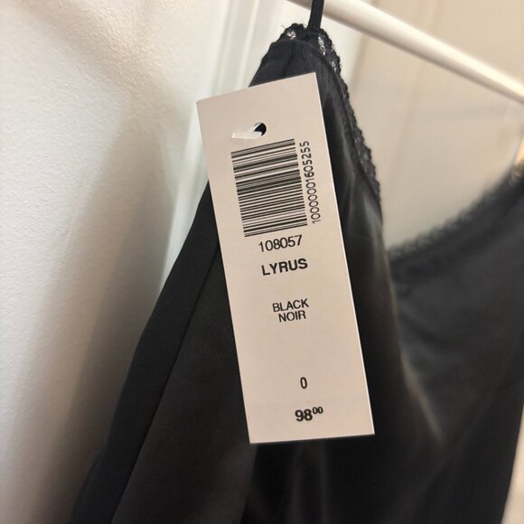 NWT Aritzia Wilfred Satin Ruffle Tier Lyrus Skirt in Black - Picture 4 of 12